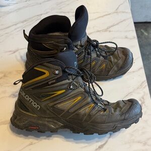 Salomon Men's Athletic Shoes - Black and Yellow Gore-tex X Ultra size 11